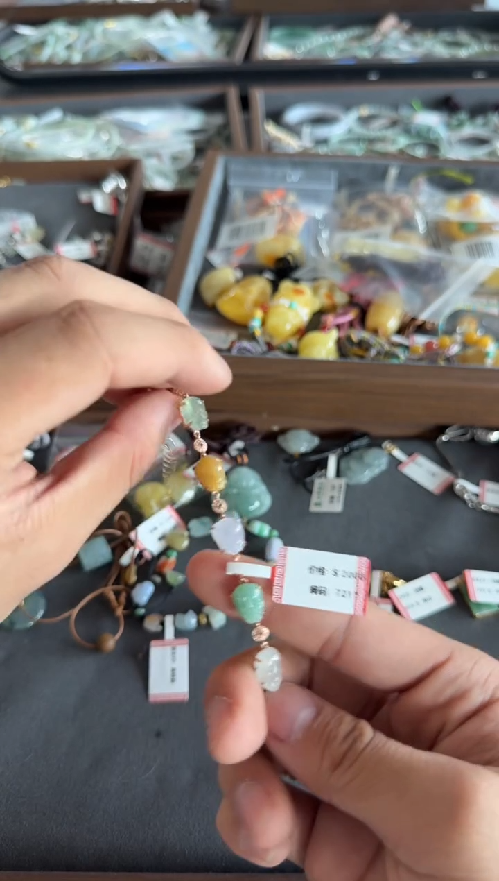 颈饰未镶嵌翡翠7217号买断