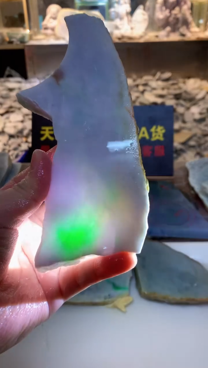 翡翠挂件未镶嵌0韩0翡翠珠宝495