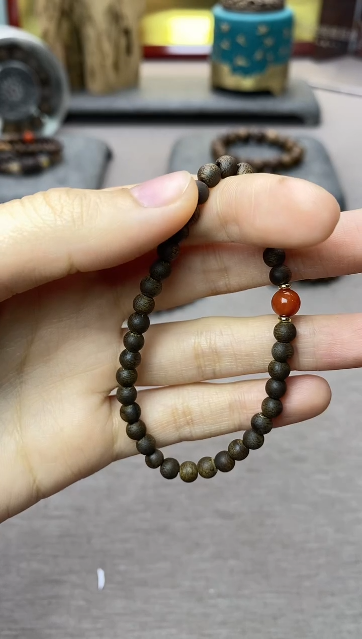 【闪购商品】沉香手串芽庄白棋楠04单圈＋配饰