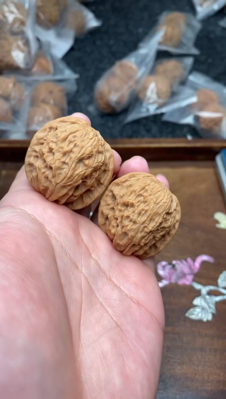 【闪购商品】文玩核桃把件G04号36尺磨盘