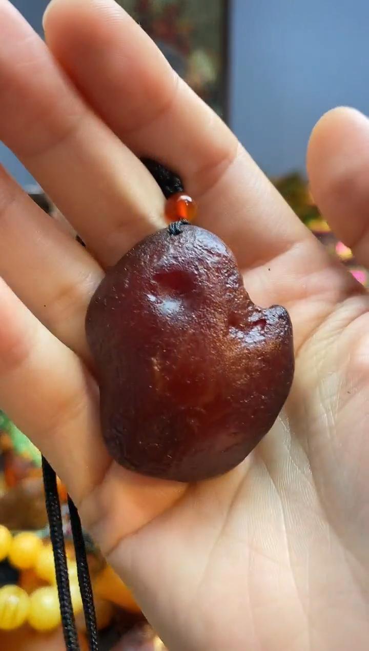 琥珀颈饰未镶嵌吊坠