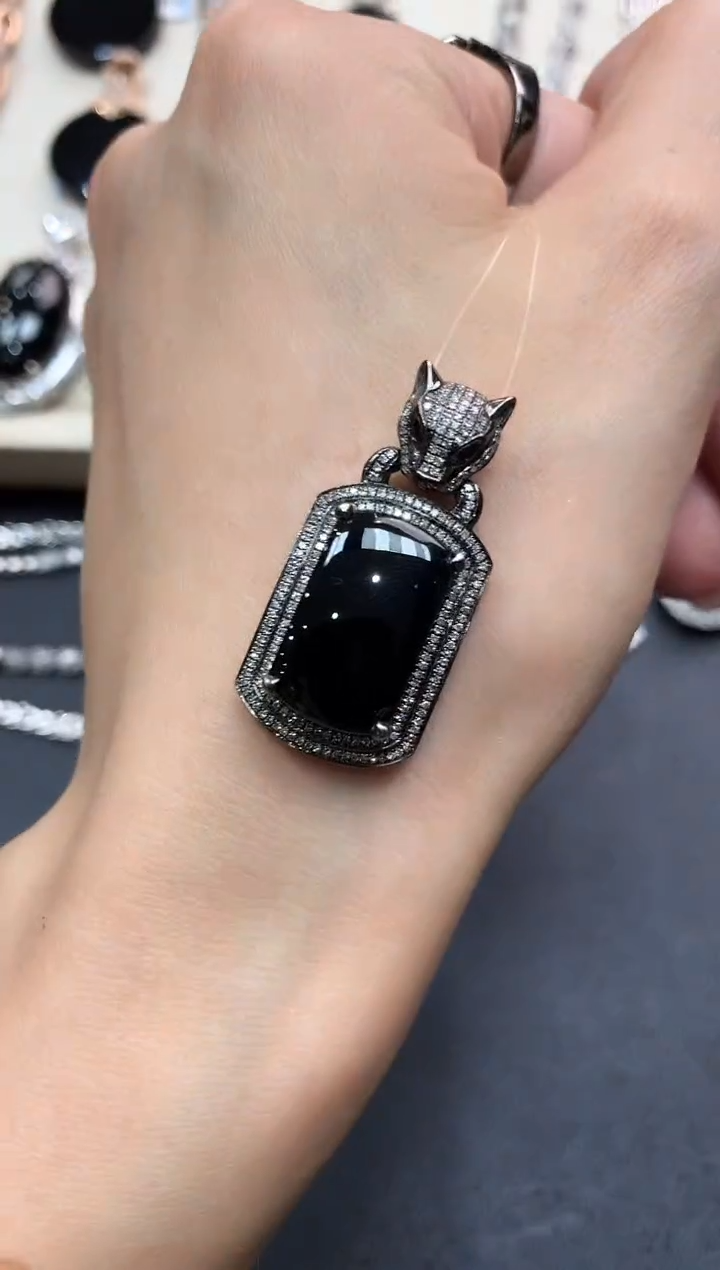 【闪购商品】翡翠吊坠(不含链)18K金镶嵌q117无鉴赏