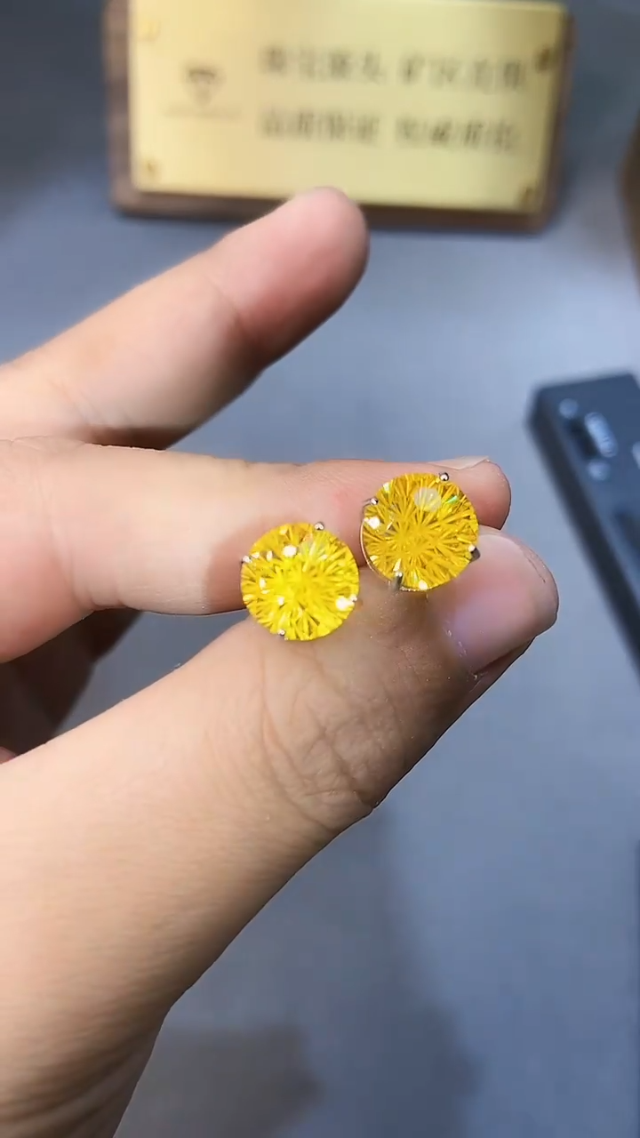 【闪购商品】黄晶耳饰银S925镶嵌3544