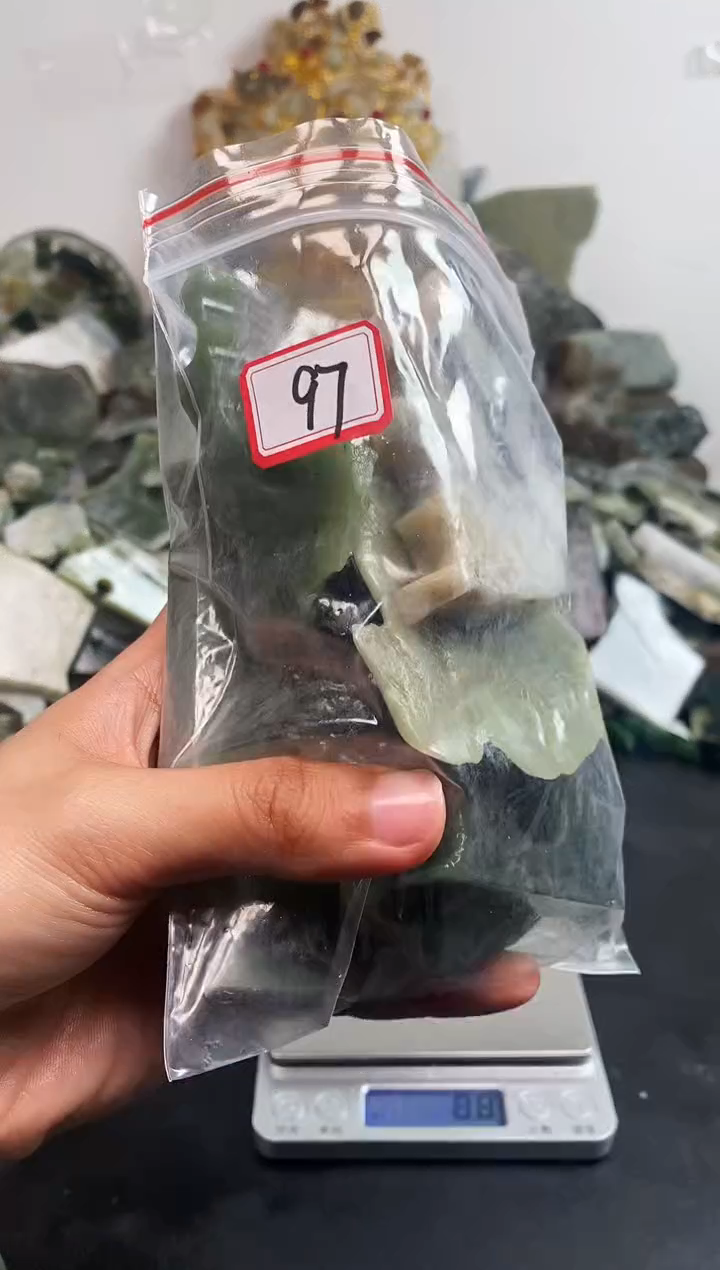 未镶嵌和田玉摆件97