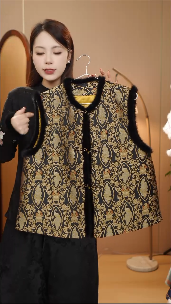 聚宝盆夹棉马甲    