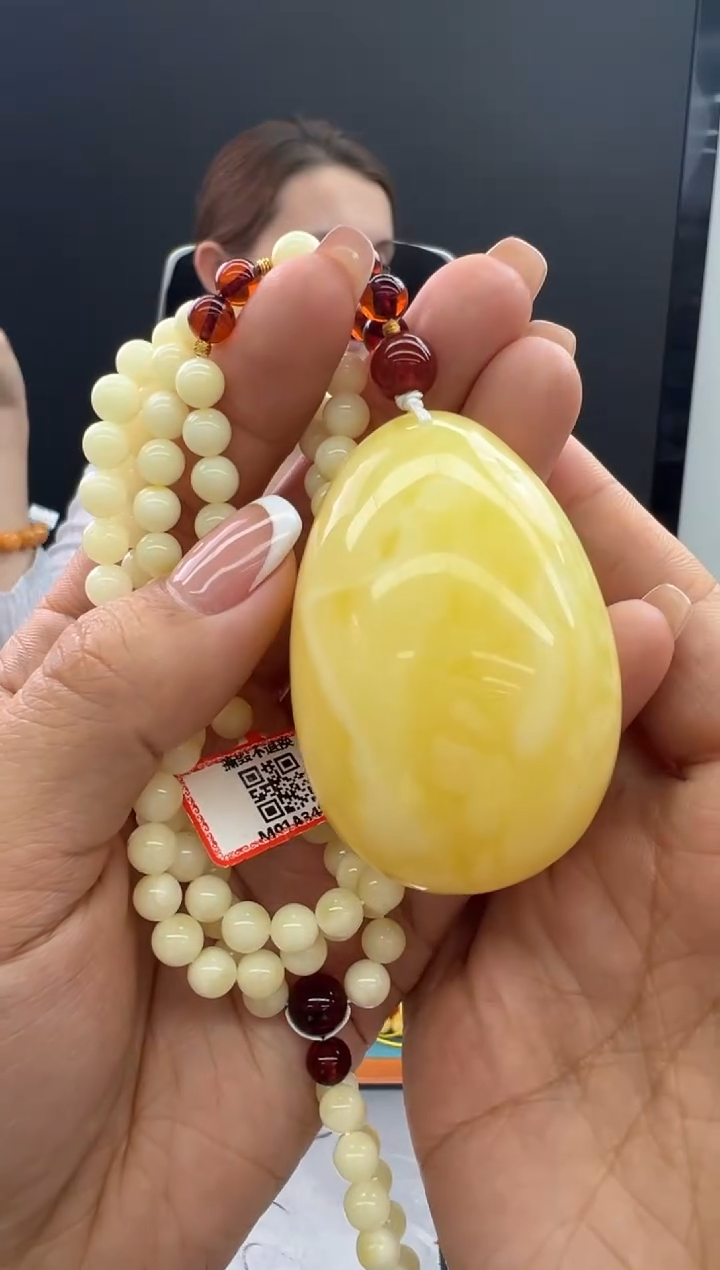 【闪购商品】未镶嵌琥珀颈饰10秒拍号