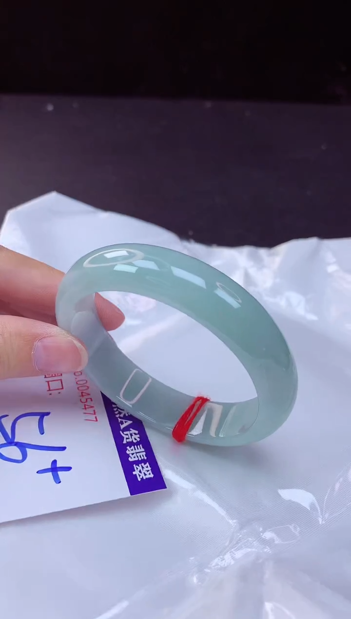 翡翠手镯未镶嵌56+