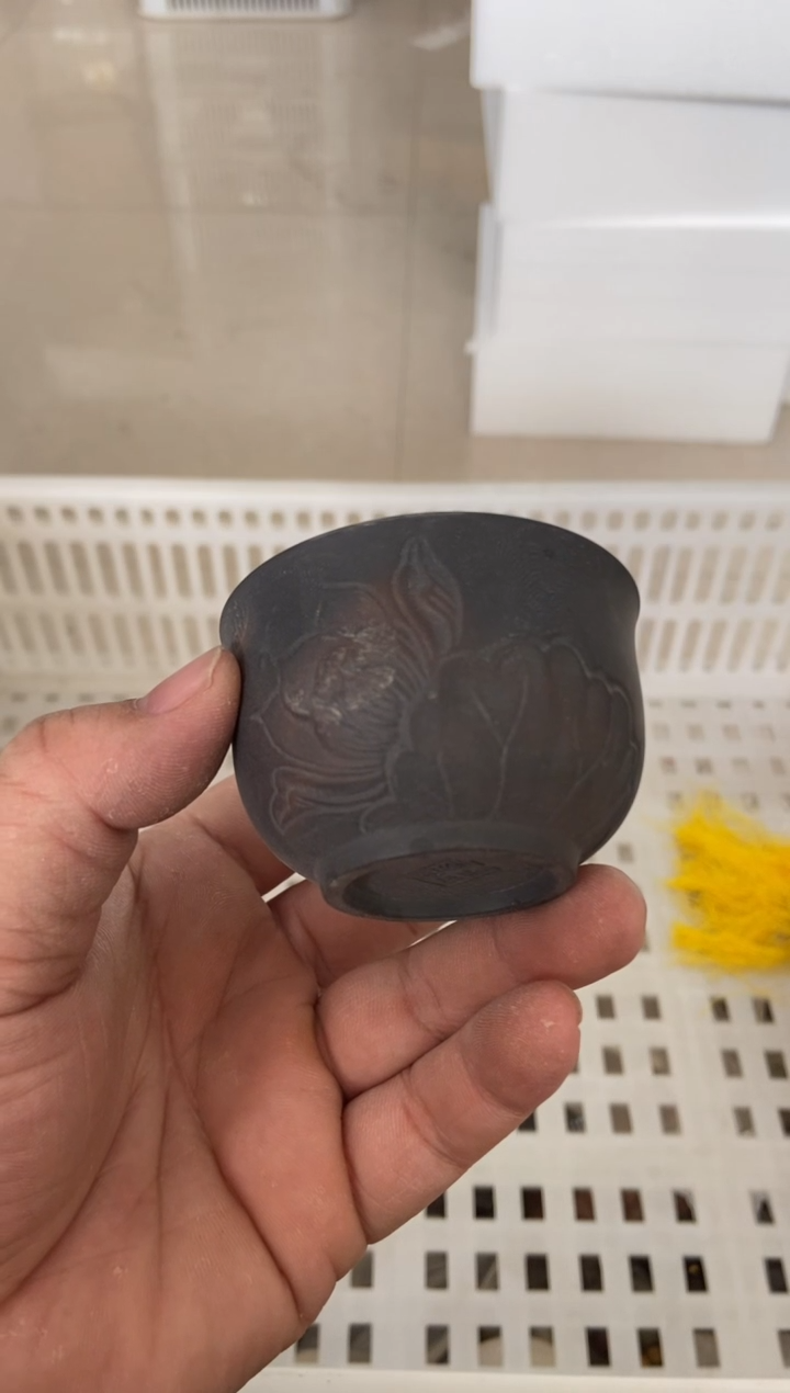 杯无运费险有瑕疵的摄影的产品有使用过的痕迹有点脏介意勿拍