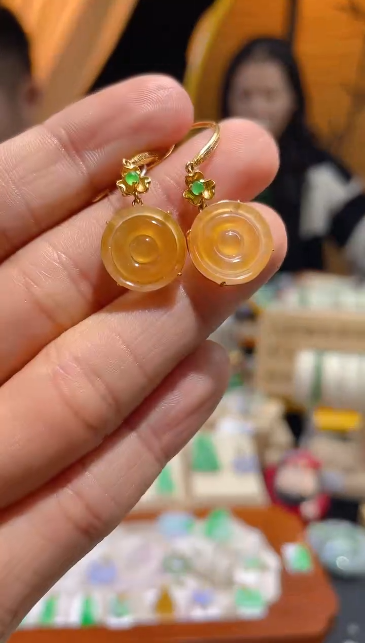 【闪购商品】翡翠颈饰18K金镶嵌假一赔三