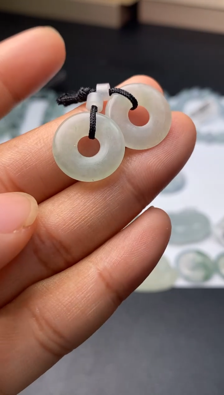 定制翡翠未镶嵌毛货翡翠~