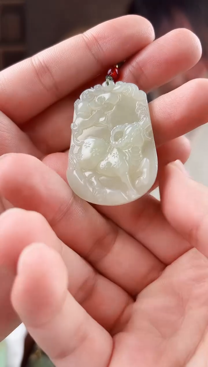 颈饰未镶嵌和田玉拍一发一，多样性发货