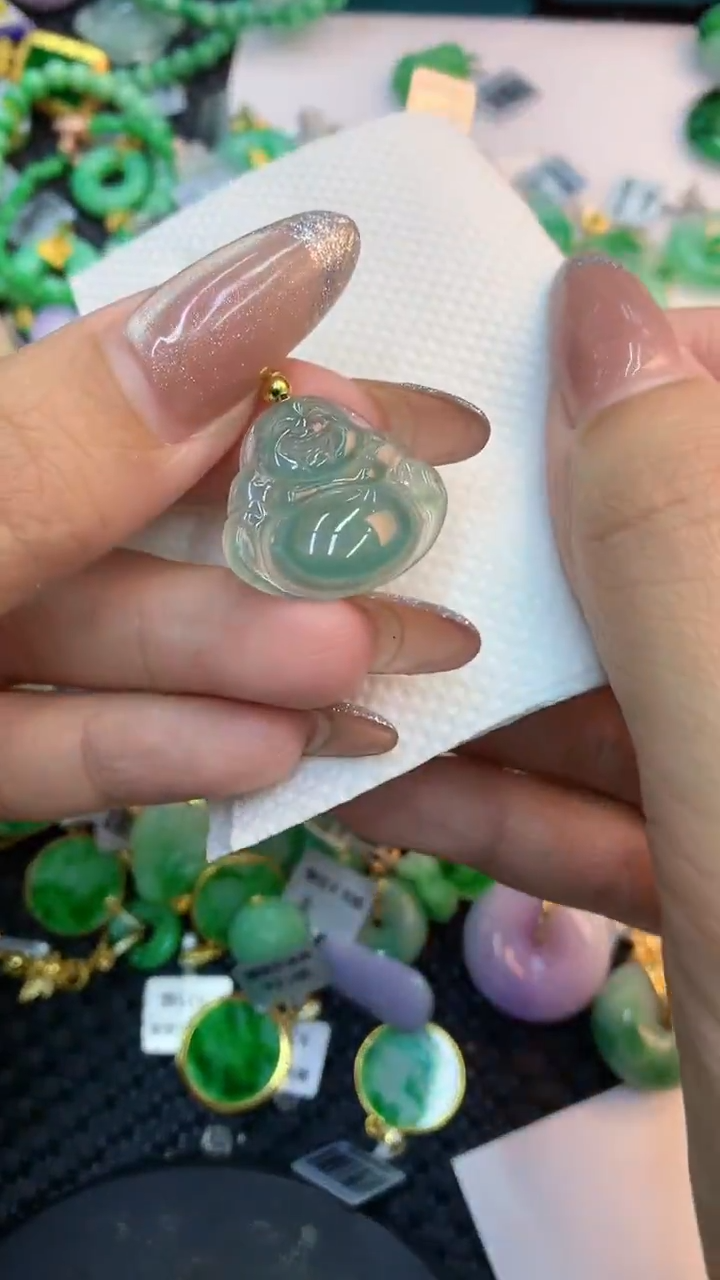 颈饰未镶嵌翡翠1