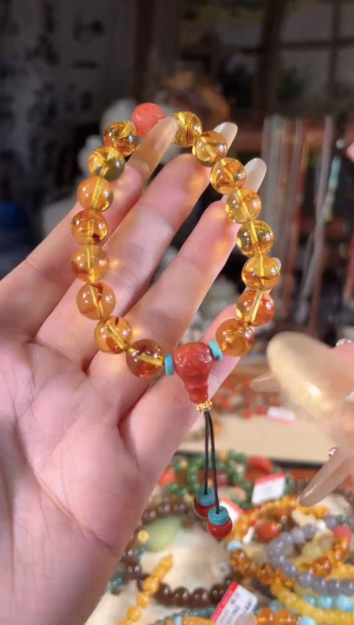 【闪购商品】琥珀（花珀）手链未镶嵌多样性发货其一