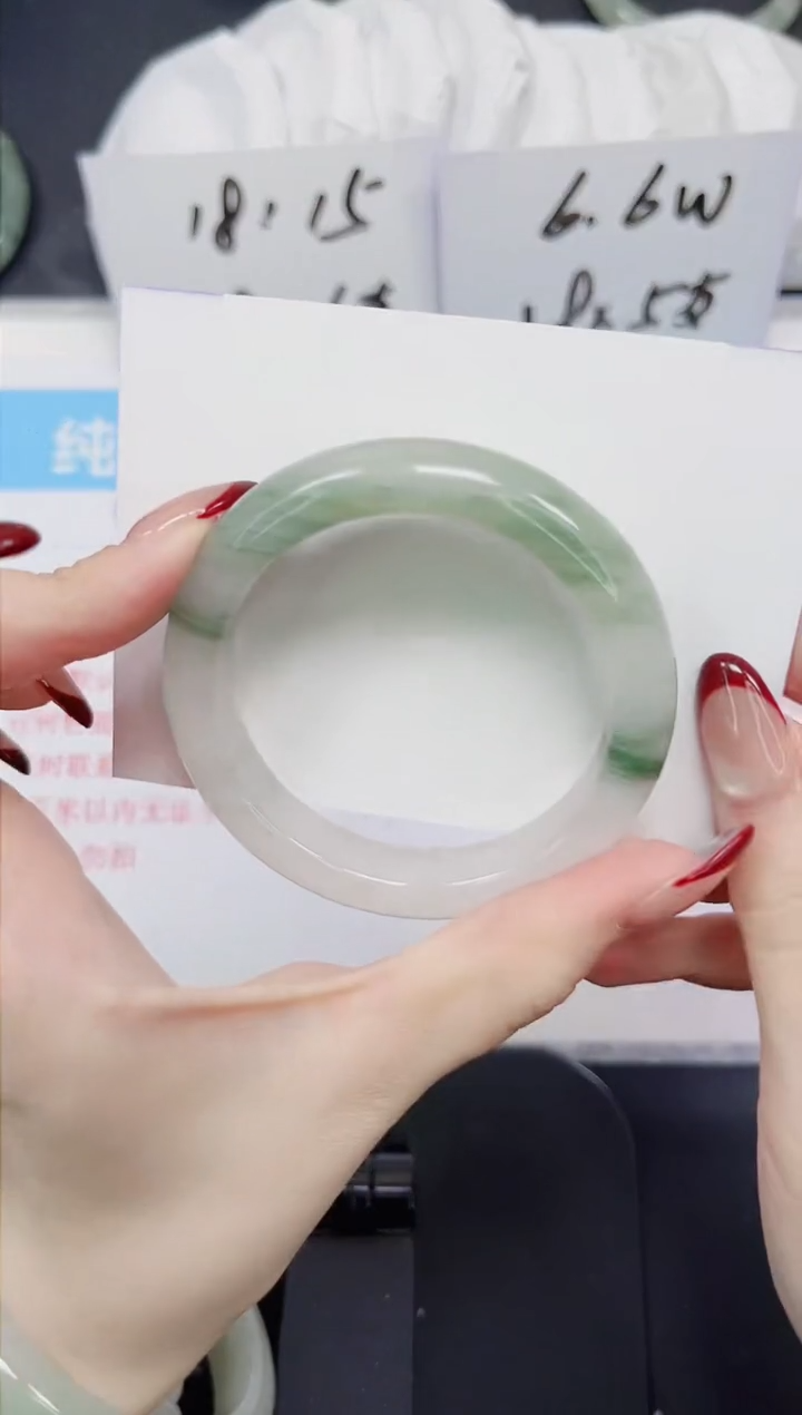 【闪购商品】石英质玉手镯未镶嵌477