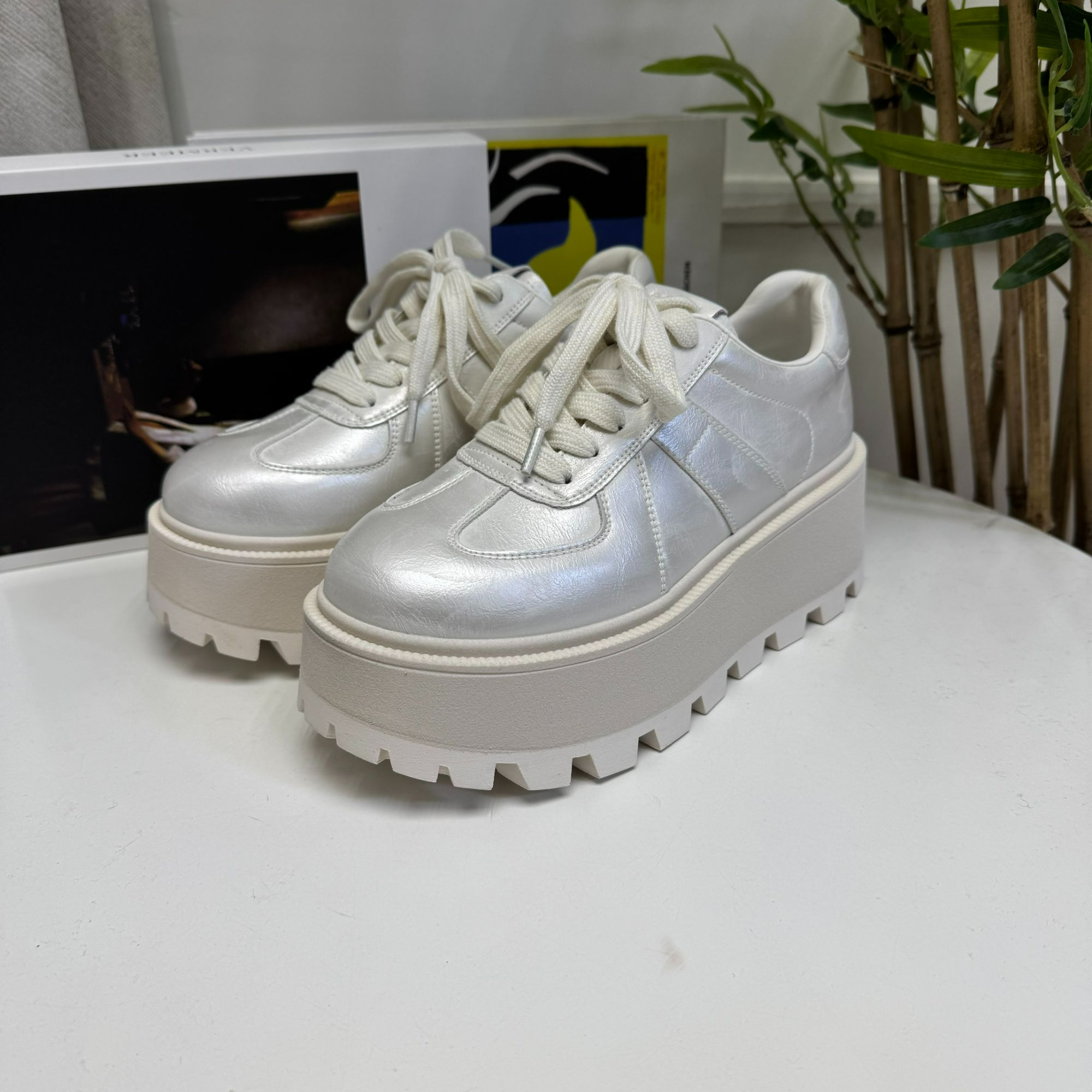 【沙尘暴2.0】25新款小众轻奢ins潮厚底德训平底板鞋休闲鞋百搭女鞋