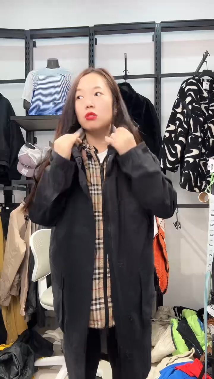 2720 编码  瑕疵直播间过款为准 尺码