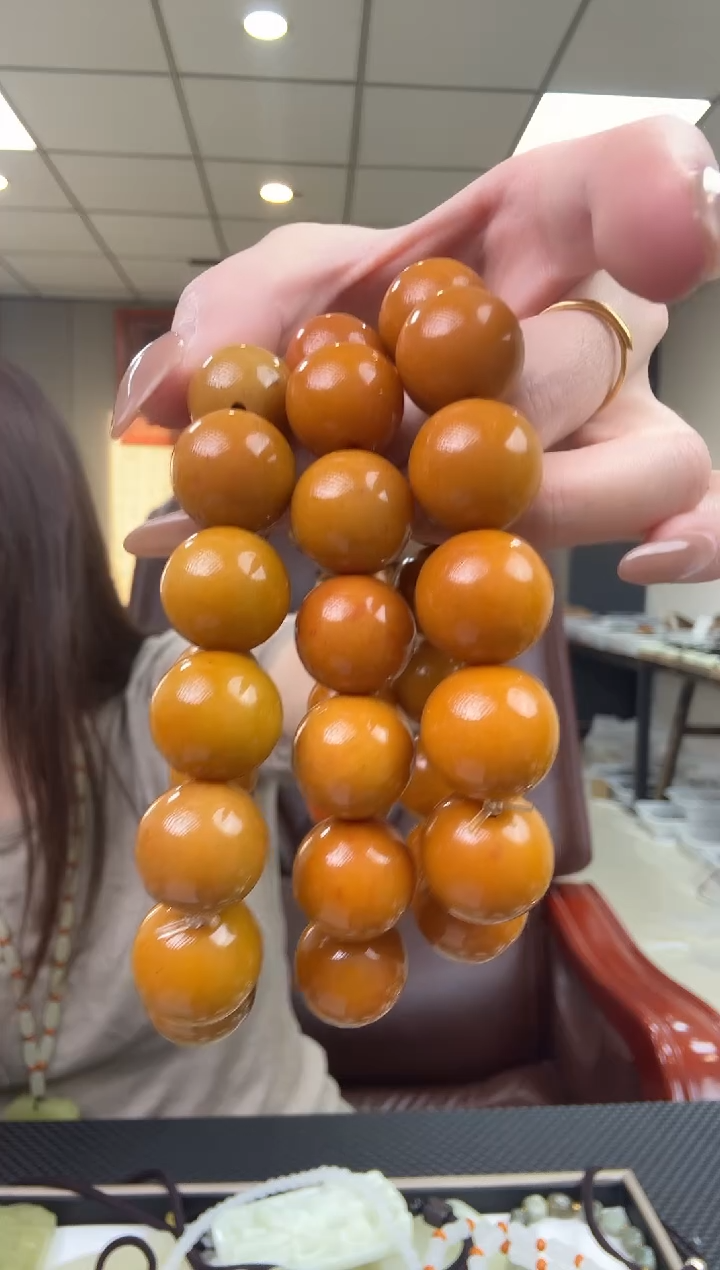 未镶嵌手串透闪石质玉黄沁圆形手串