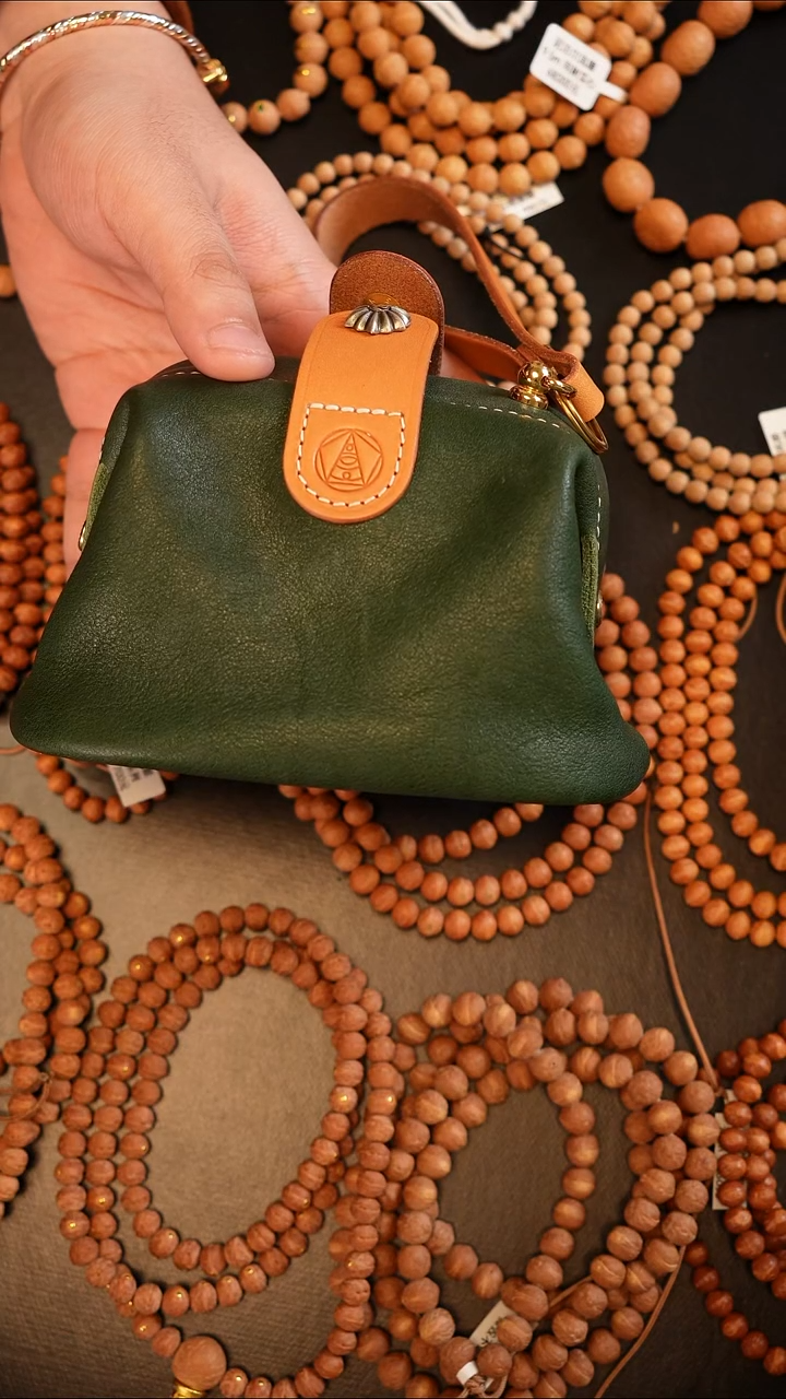 塑料用****8辉眸出品文玩包