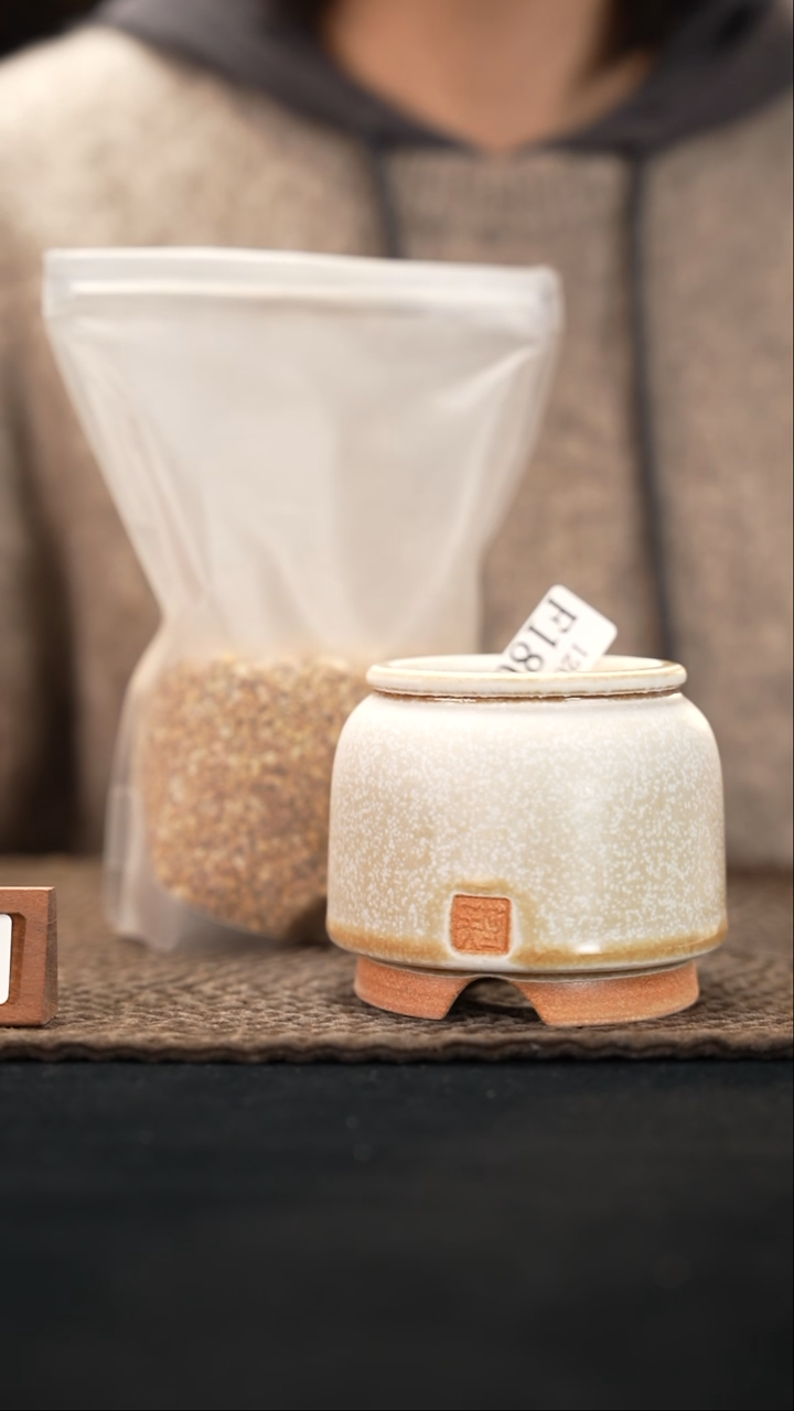 口径5.5花盆-12-3-180送麦饭石