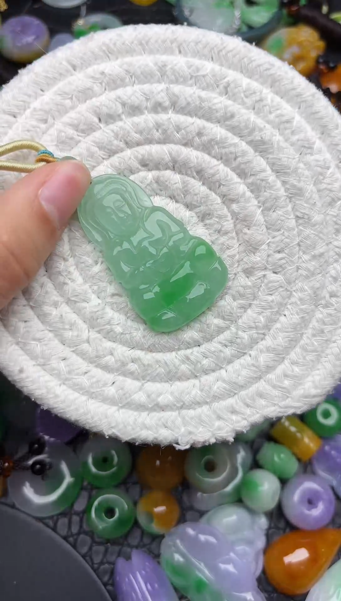 颈饰未镶嵌翡翠缅甸翡翠吊坠