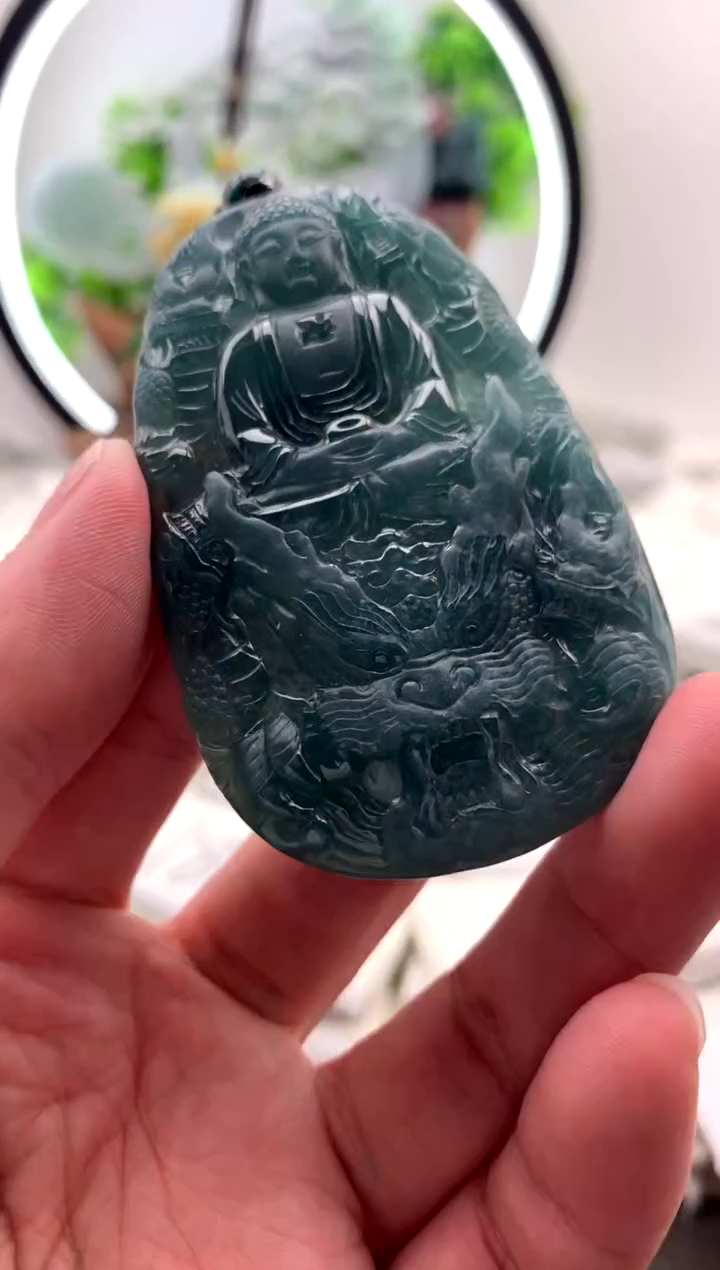 【闪购商品】翡翠颈饰未镶嵌大日如来