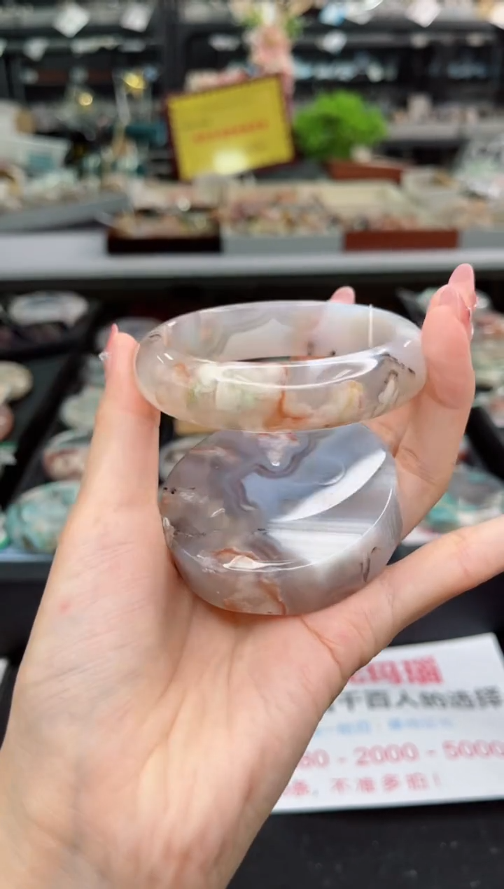 【闪购商品】石英质玉手镯未镶嵌60圈口（赠品镯心）3330333