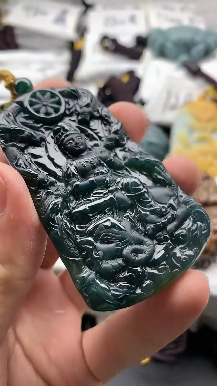 【闪购商品】翡翠颈饰未镶嵌55555555555