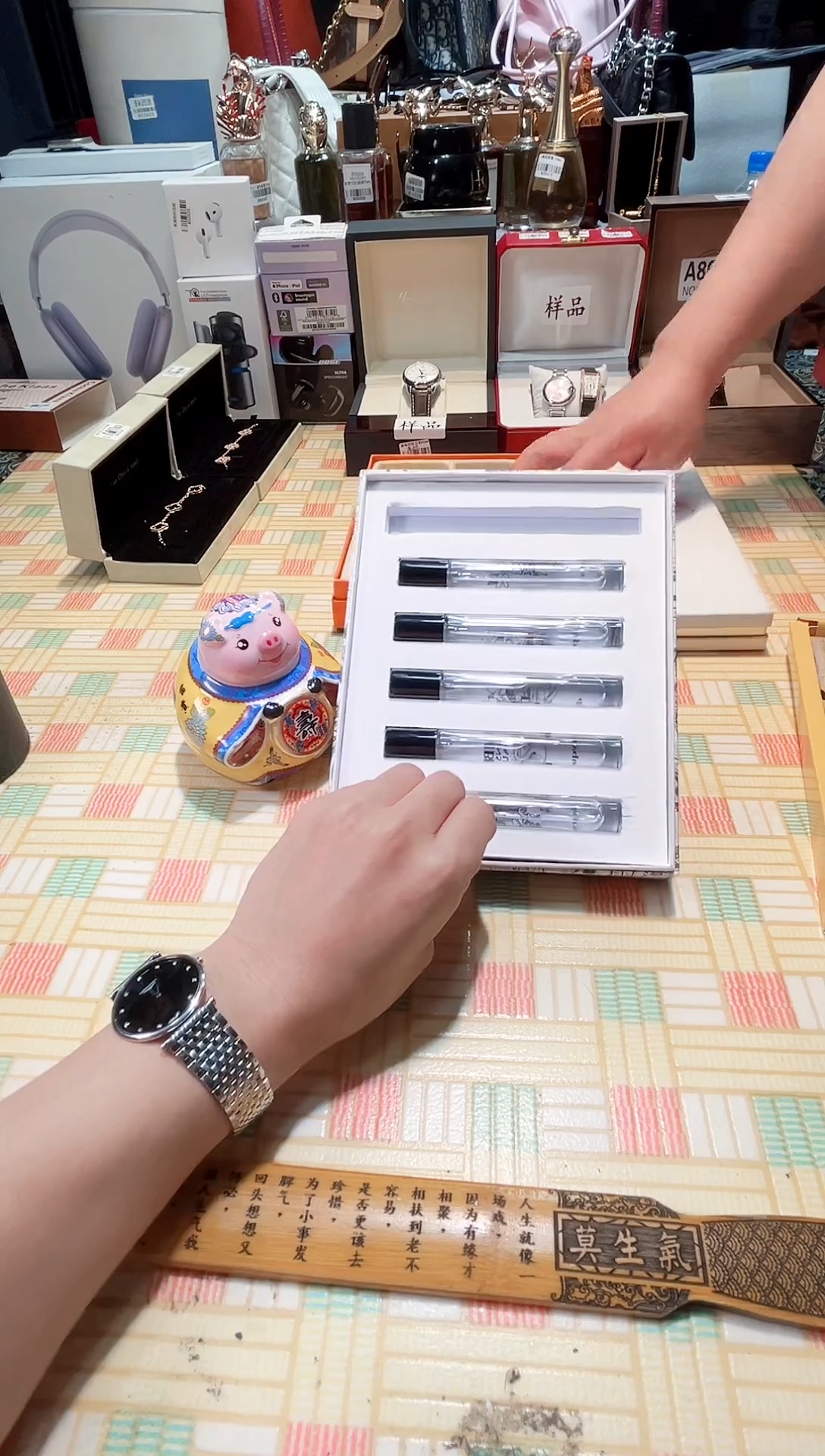 瓷片瓷器 库房到期 全部地板价@@1