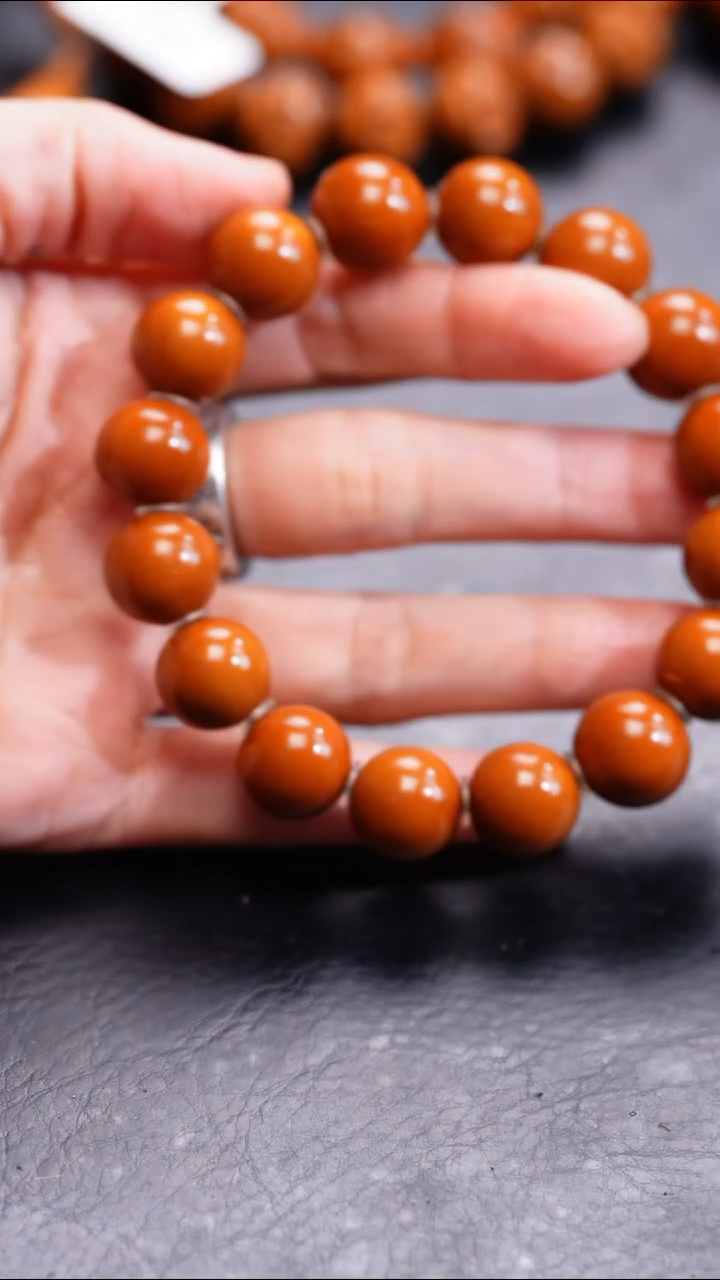 【闪购商品】橄榄核吊坠橄榄核