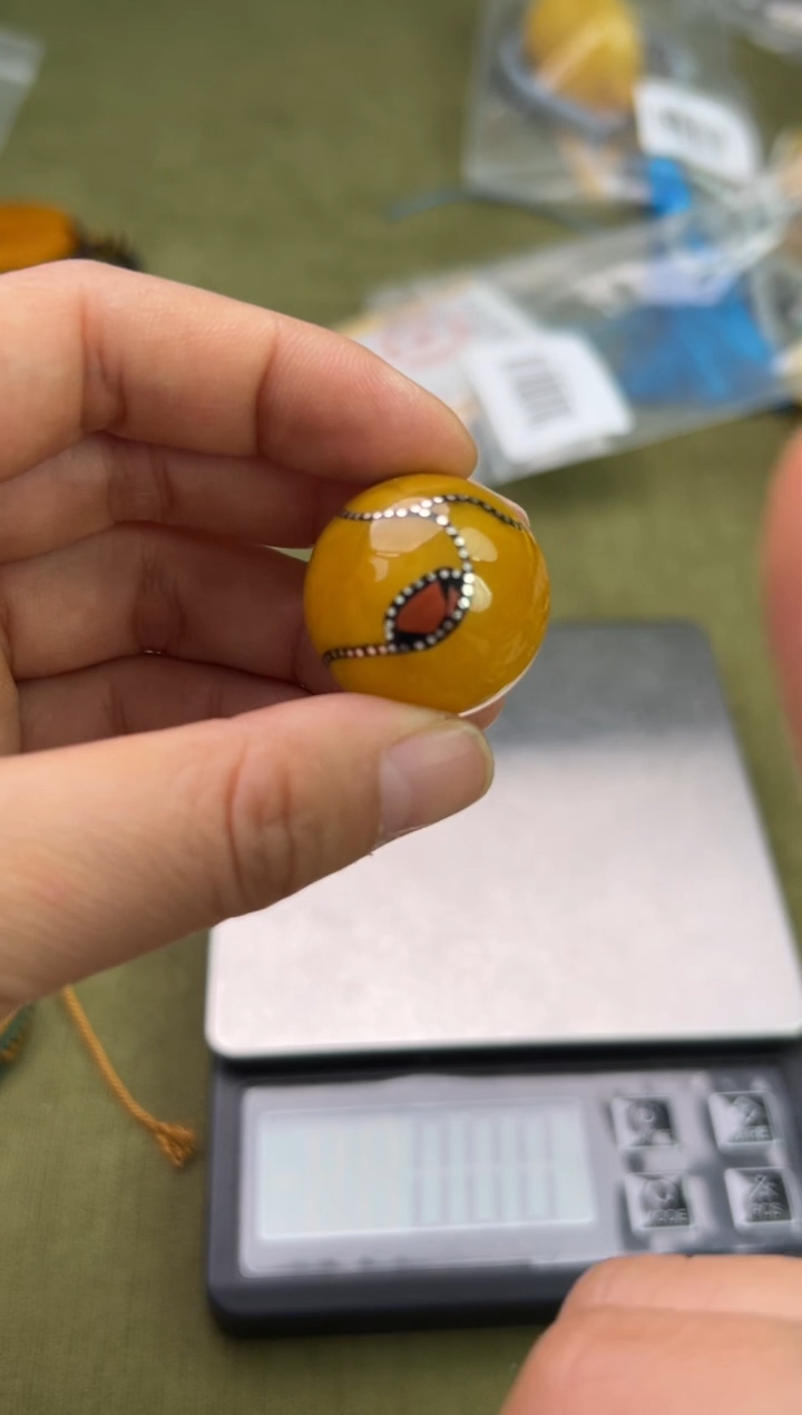 裸石琥珀未镶嵌琥珀蜜蜡吊坠