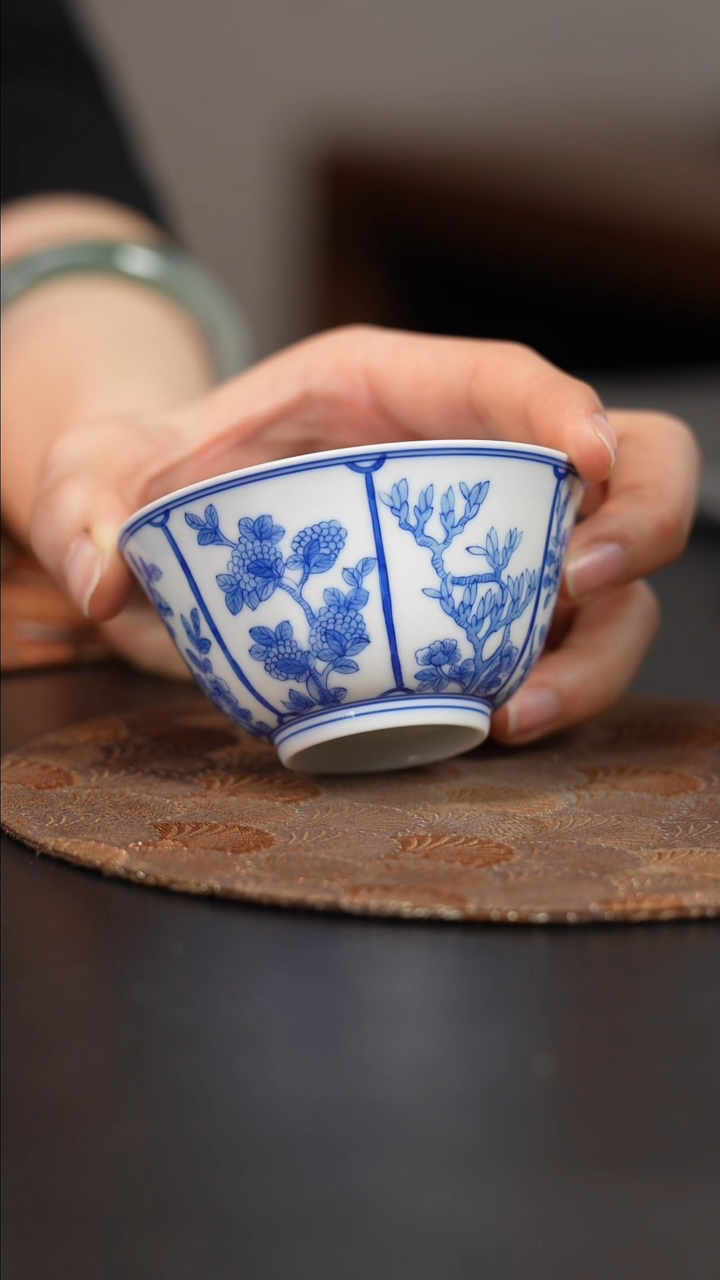 【闪购商品】杯看山柴窑青花开窗
