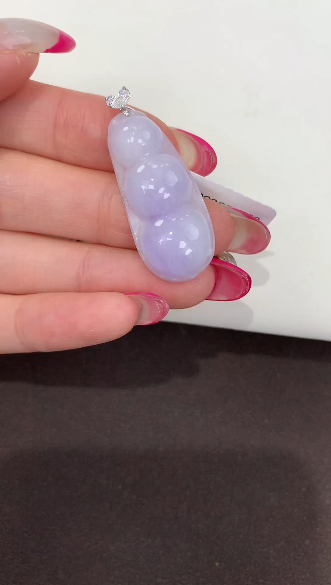 颈饰18K金镶嵌翡翠缅甸a货翡翠