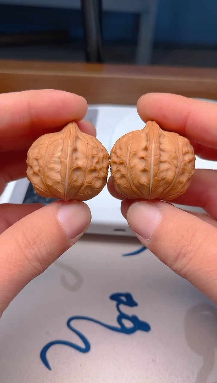 【闪购商品】文玩核桃把件36小水滴