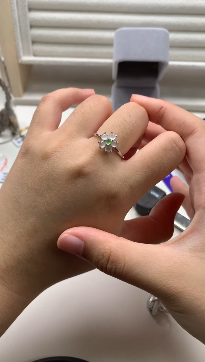 银S925镶嵌戒指翡翠5