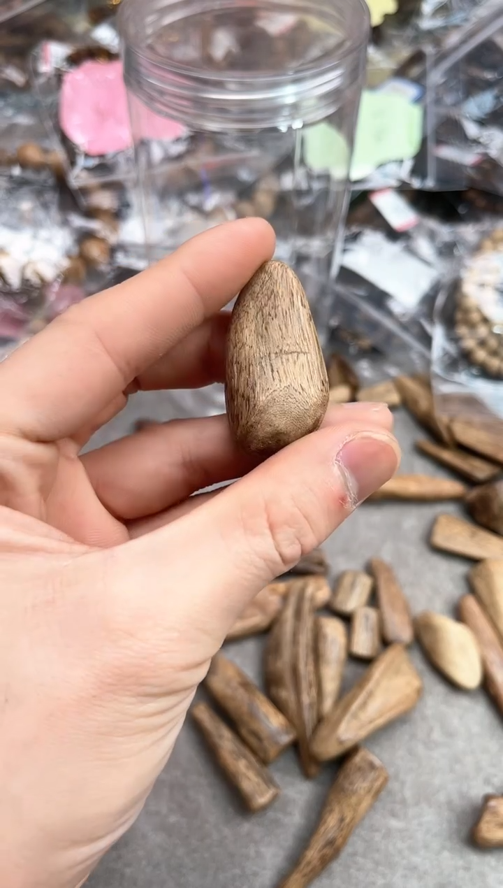 【闪购商品】沉香吊坠119号达拉干吊坠多样性发货1个