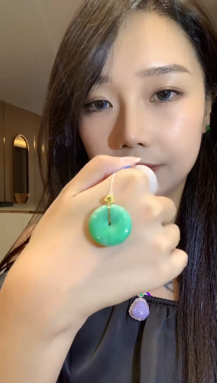 吊坠(不含链)18K金镶嵌翡翠L0258多样性发其一