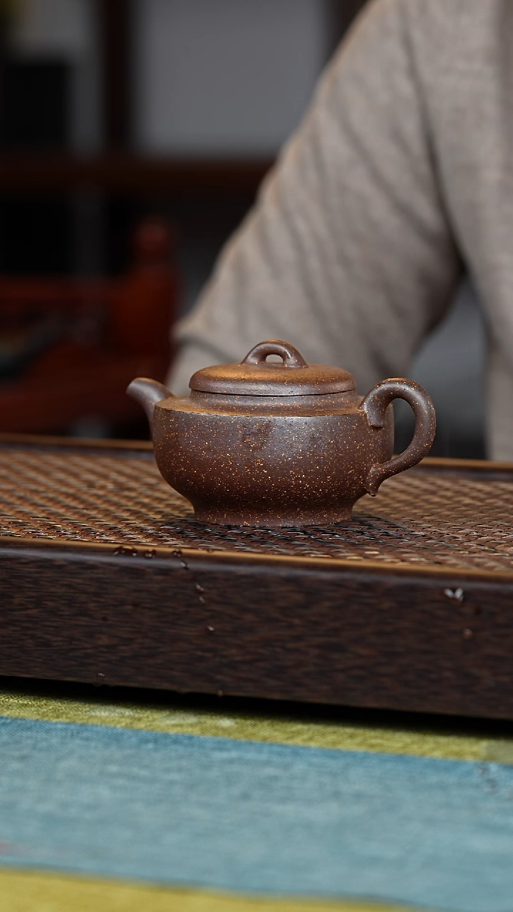 【闪购商品】紫砂茶壶汉扁150毫升