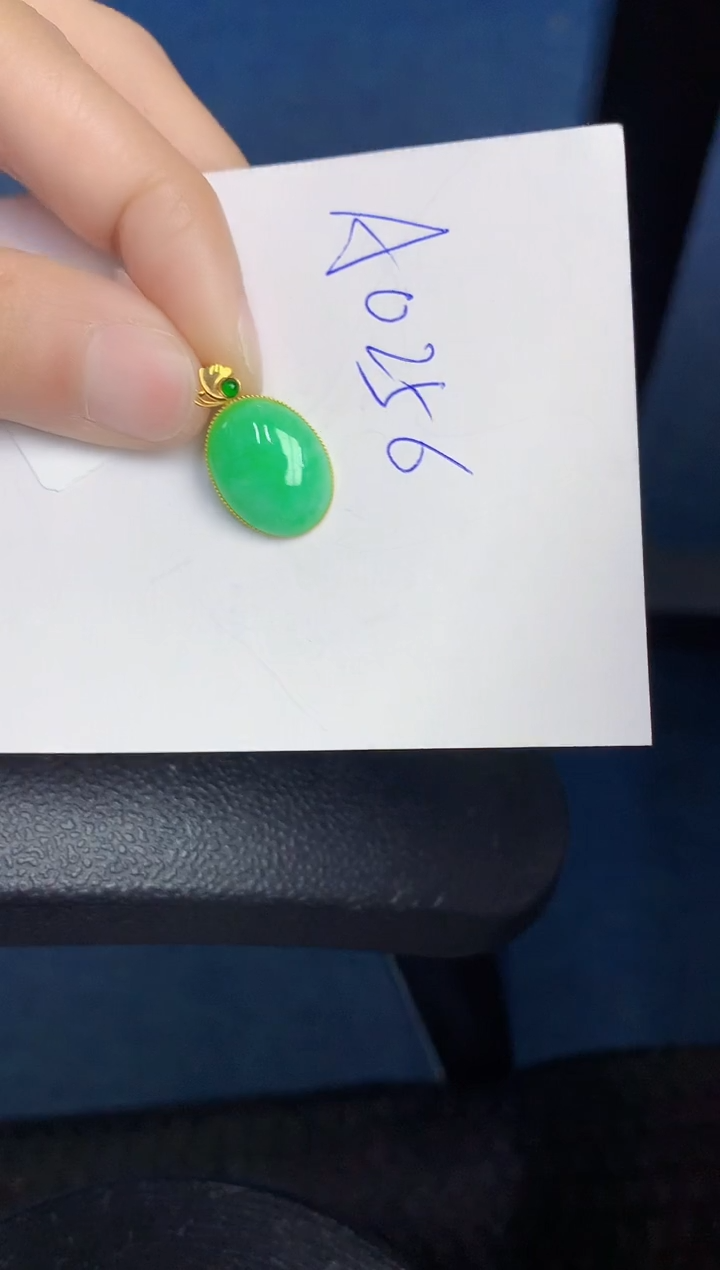 【闪购商品】翡翠颈饰18K金镶嵌000000000