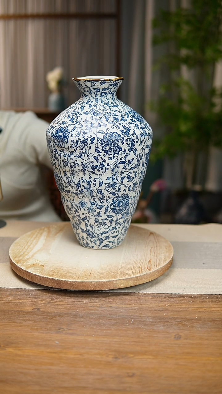 【闪购商品】陶瓷花器青花瓷缠枝莲高脚