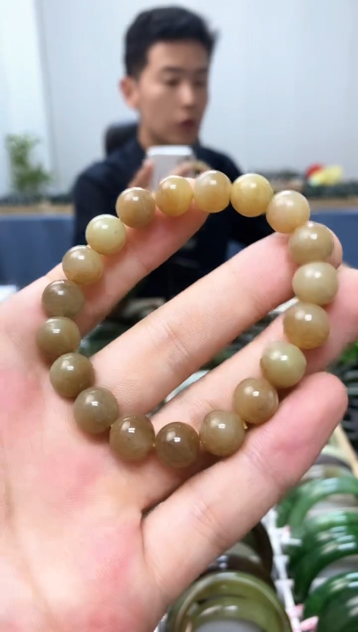 和田玉手镯未镶嵌10mm