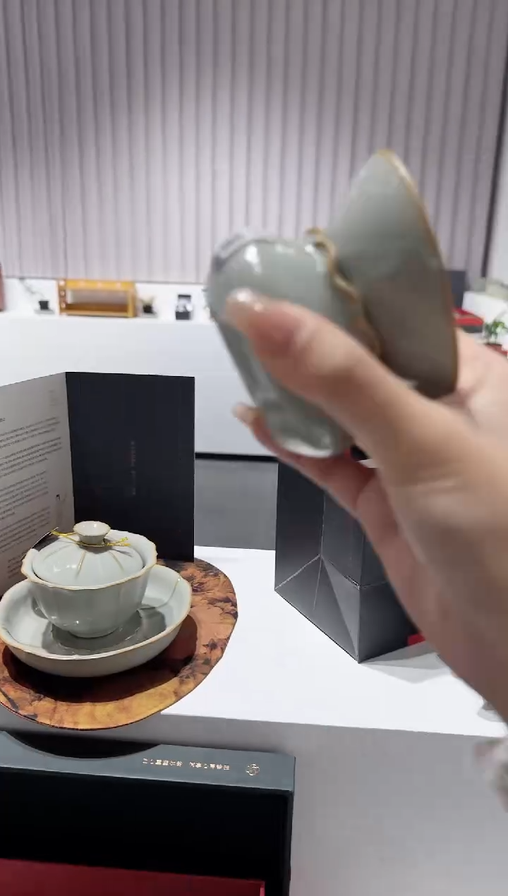 【闪购商品】小乔推荐如图所示