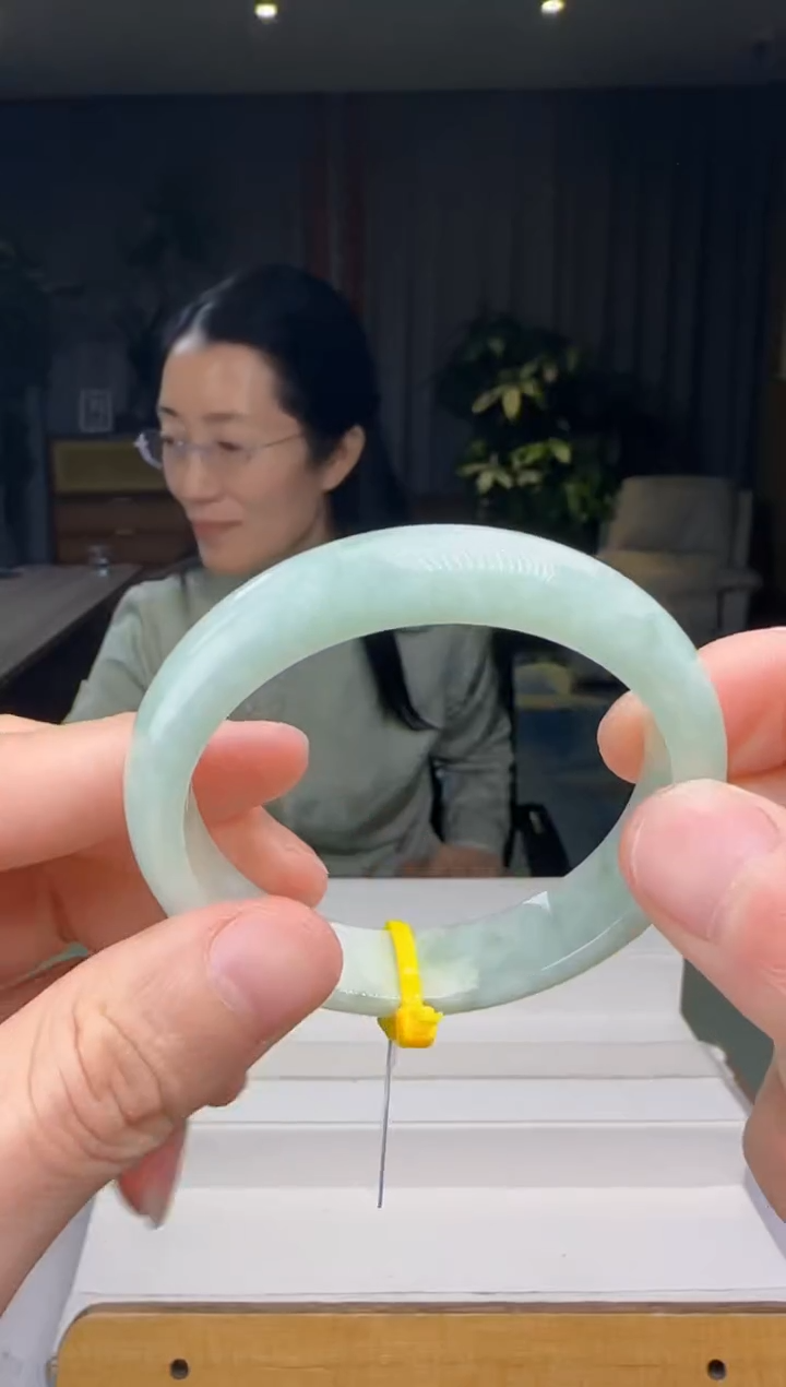 【闪购商品】翡翠手镯未镶嵌DY@@960Q3J13779