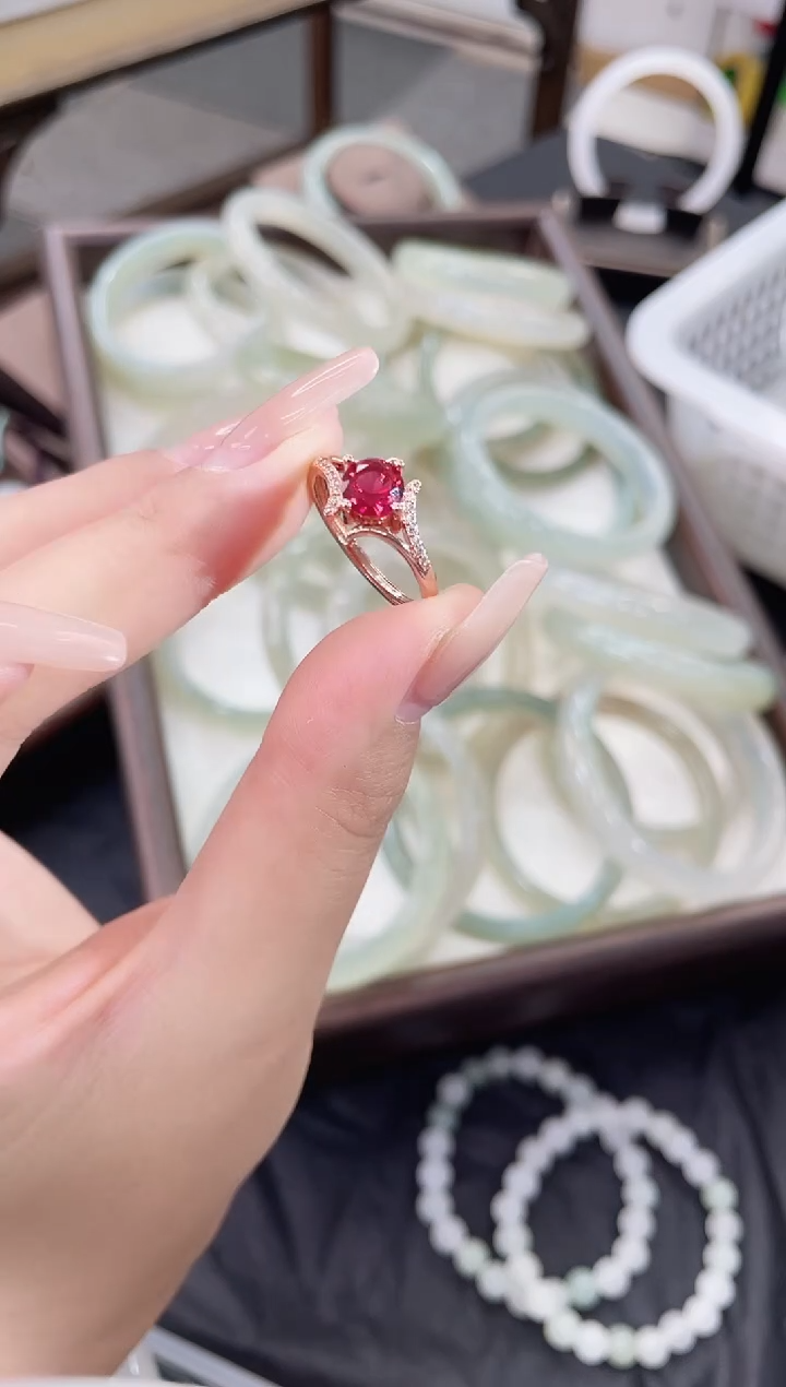 手镯玛瑙/玉髓未镶嵌开口戒