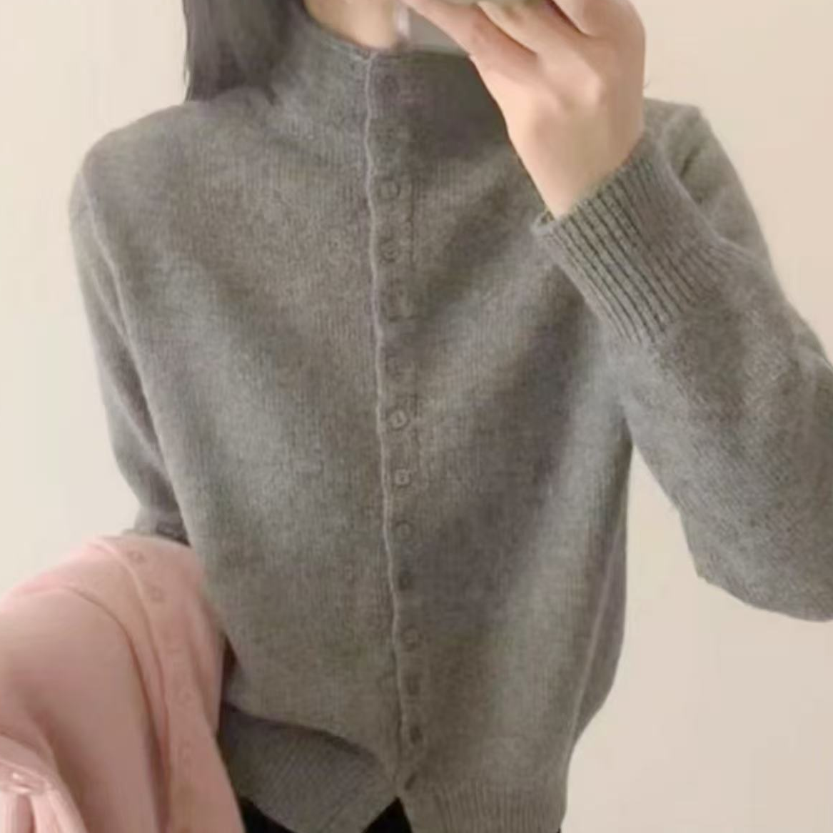 822#小方扣软糯半高领单排扣长袖针织开衫上衣864