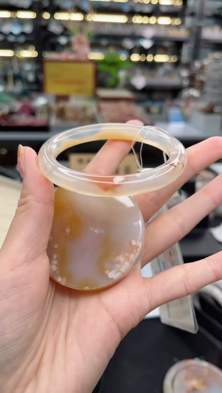 【闪购商品】石英质玉手镯未镶嵌54圈口（赠品镯心）3218205