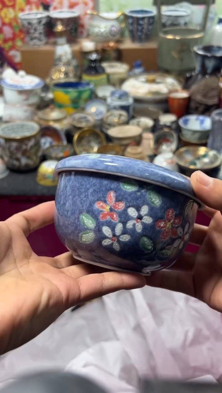 瓷片L***y不满20联系客服提交延时