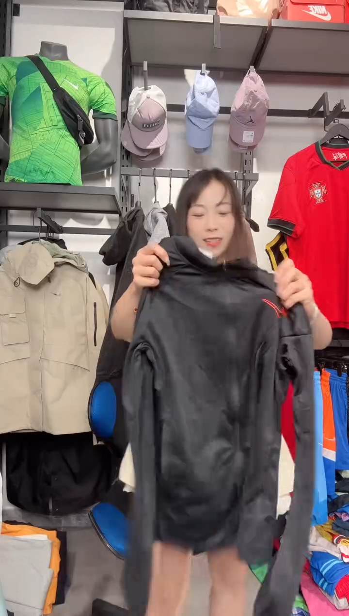 1624编码 瑕疵款直播间过款为准 尺码140