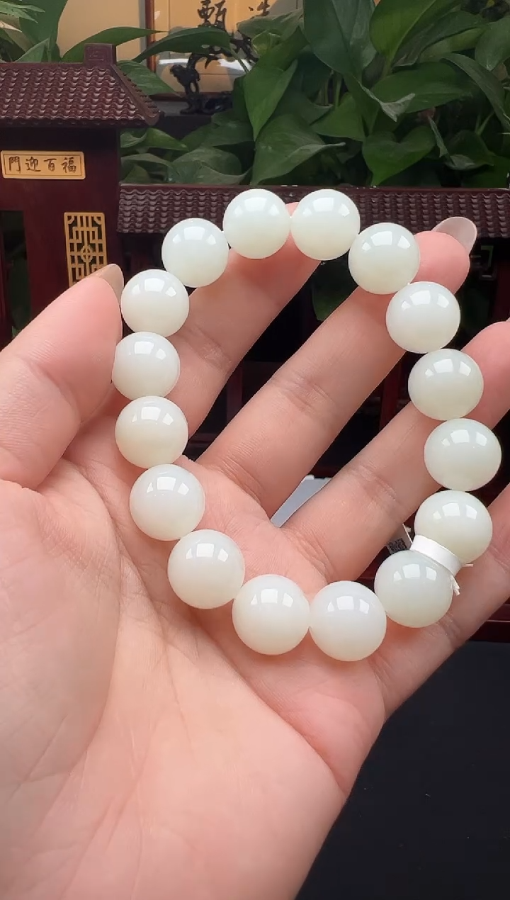 未镶嵌手串和田玉菟*花手串GC50