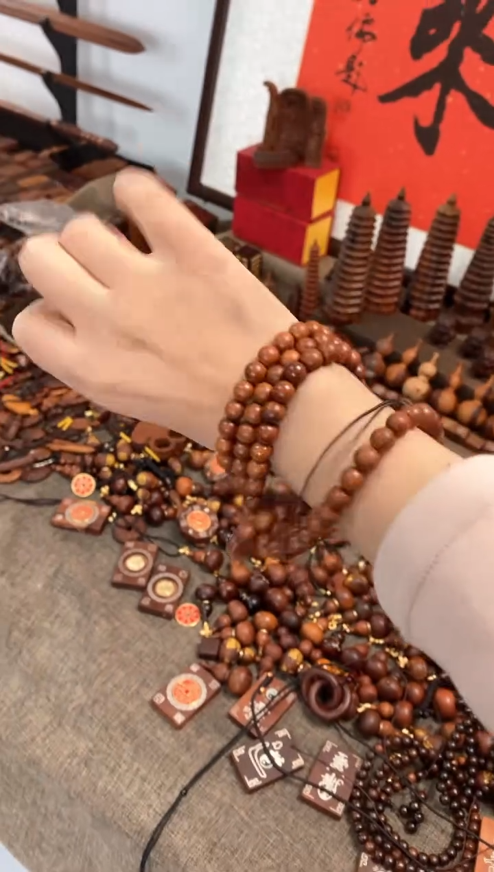 【闪购商品】木0.6的枣木108颗手串随机发货