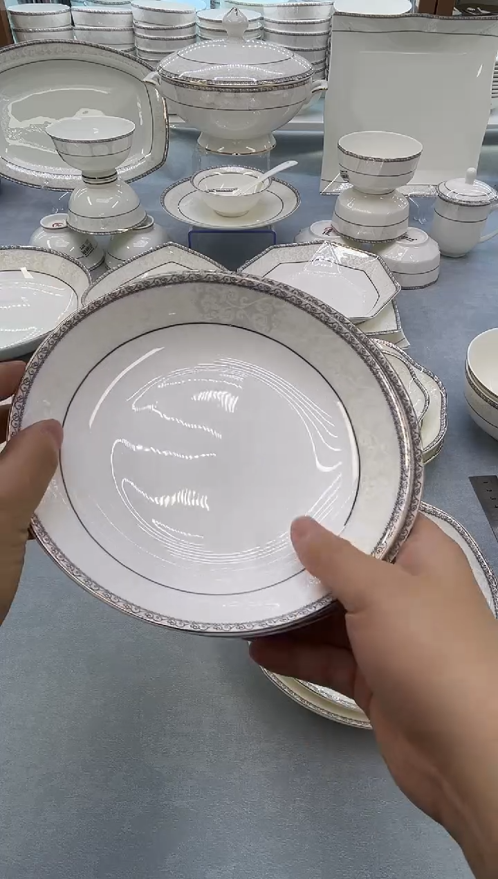 骨瓷玲珑8饭6个 